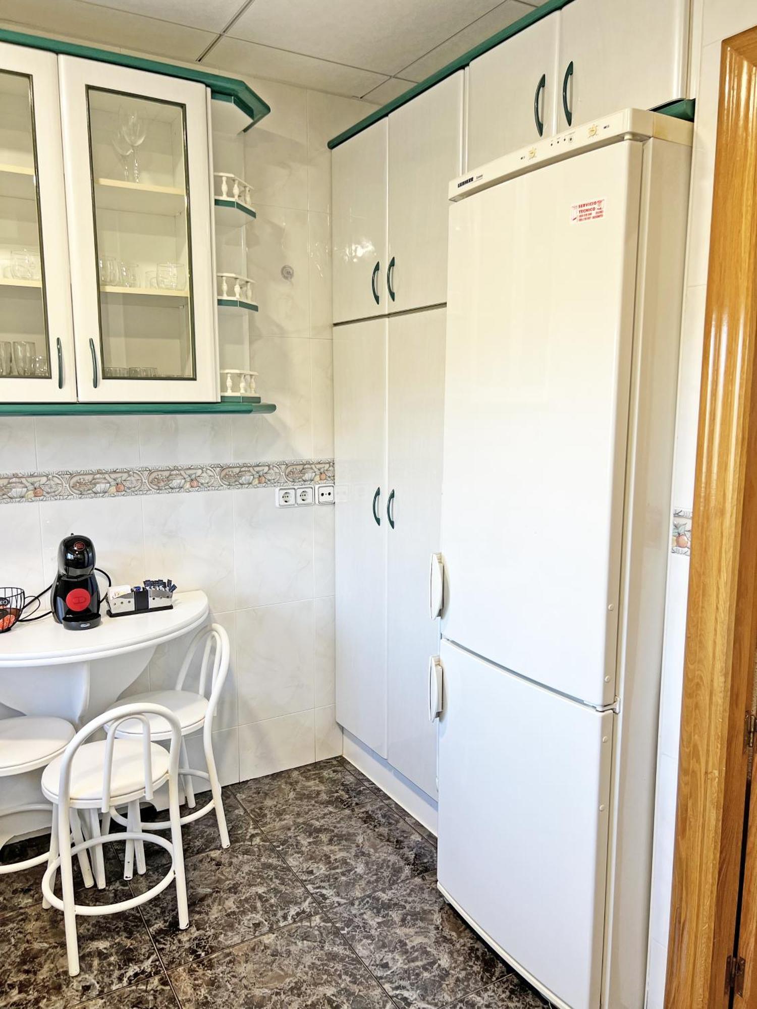 A 100M De La Playa. 2 Hab. A/C Apartment Аликанте Екстериор снимка