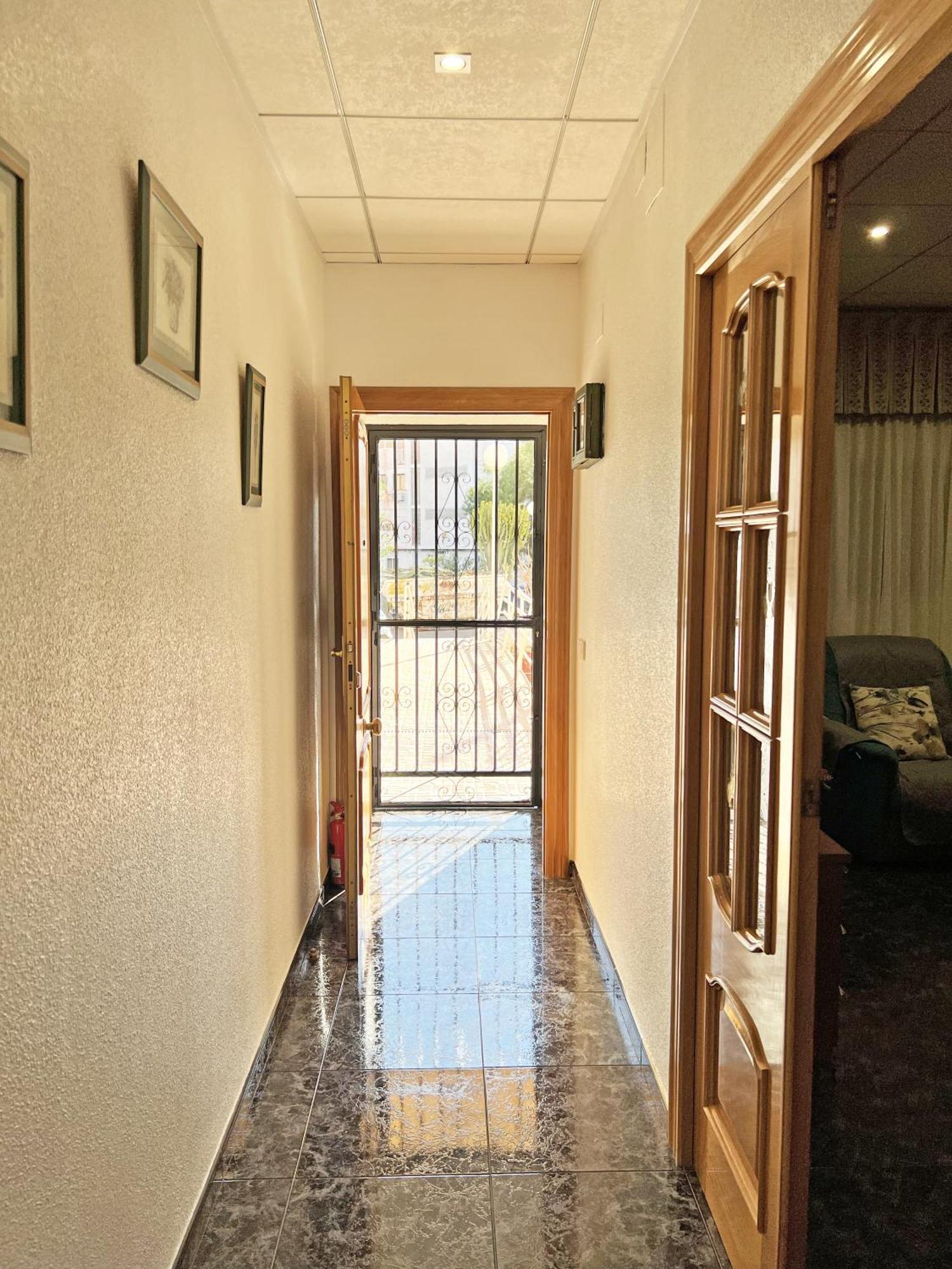A 100M De La Playa. 2 Hab. A/C Apartment Аликанте Екстериор снимка